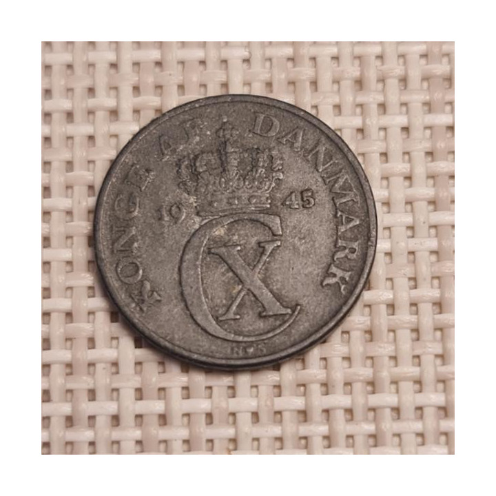 Denmark 1 Øre 1945 KM-832 VF