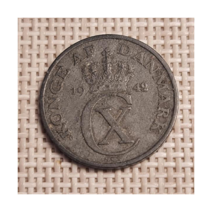 Denmark 2 Øre 1942 KM-833a VF
