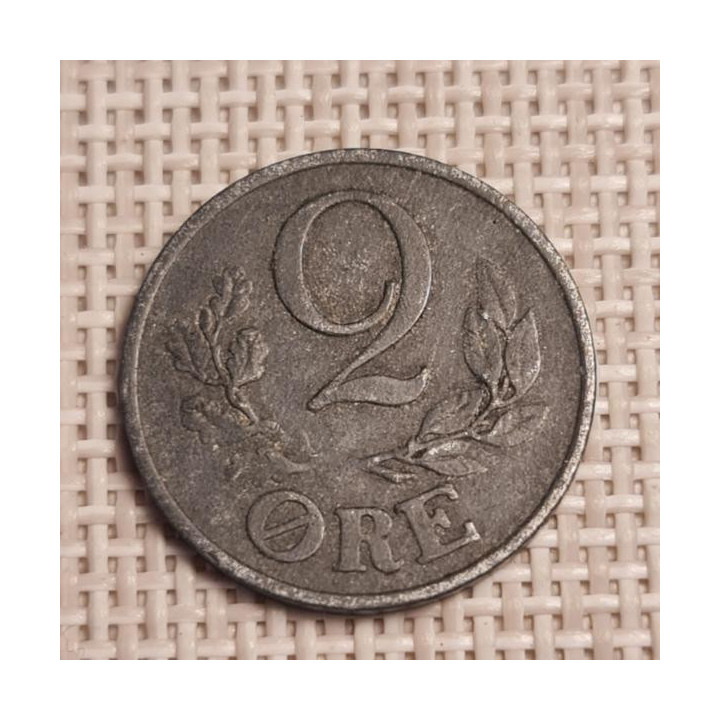 Denmark 2 Øre 1944 KM-833a VF