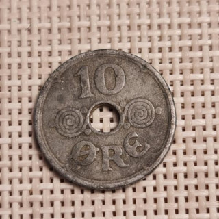 Denmark 10 Øre 1942 KM-822a VF