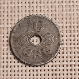 Denmark 10 Øre 1943 KM-822a VF