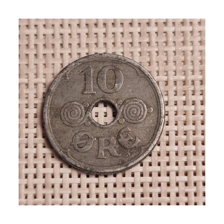Denmark 10 Øre 1943 KM-822a VF