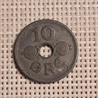Denmark 10 Øre 1945 KM-822a VF