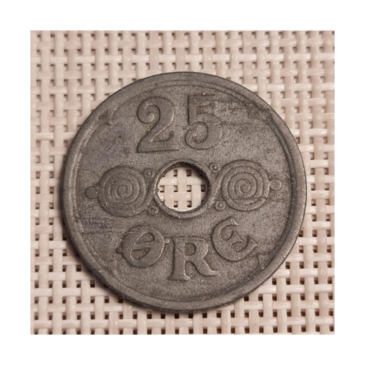 Denmark 25 Øre 1942 KM-823a VF