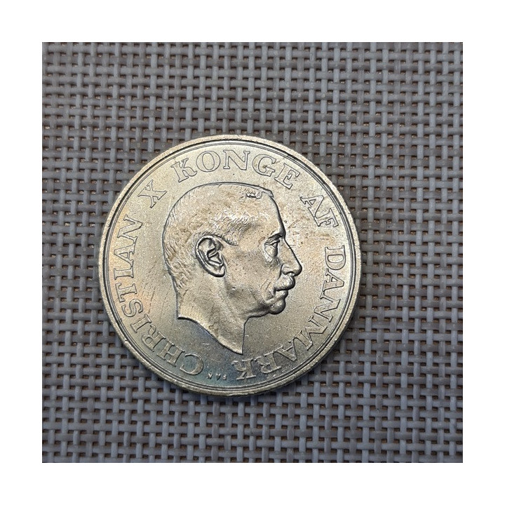 Denmark 2 Kroner 1937 "Reign" KM-830 XF