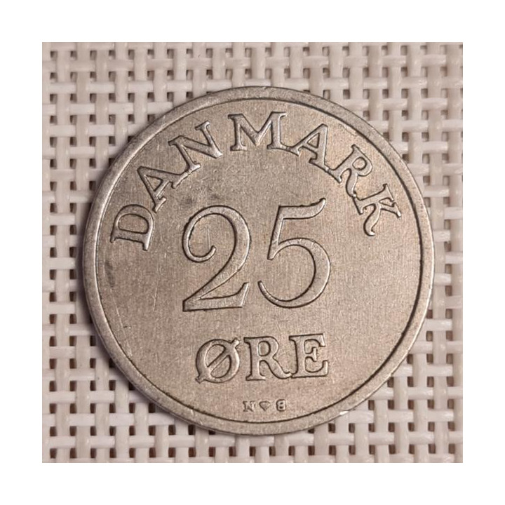 Denmark 25 Øre 1951 KM-842 VF
