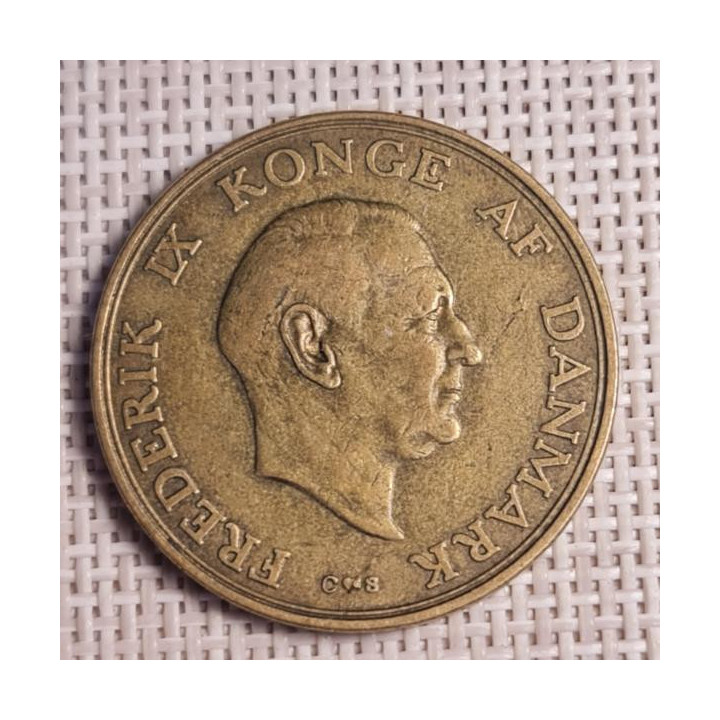 Denmark 2 Kroner 1957 KM-838 VF
