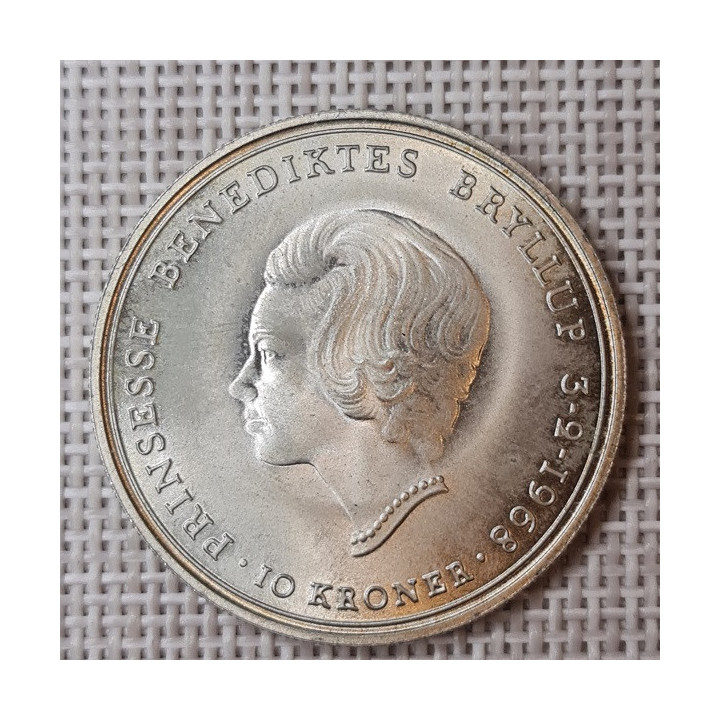 Denmark 10 Kroner 1968 "Wedding" KM-857 AU/UNC