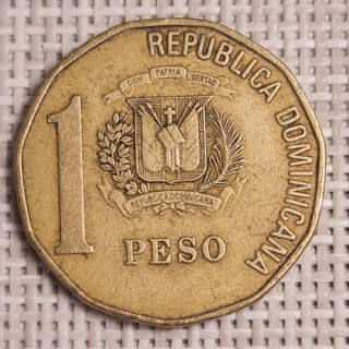 Dominican Republic 1 Peso 2005 KM-80.1 VF