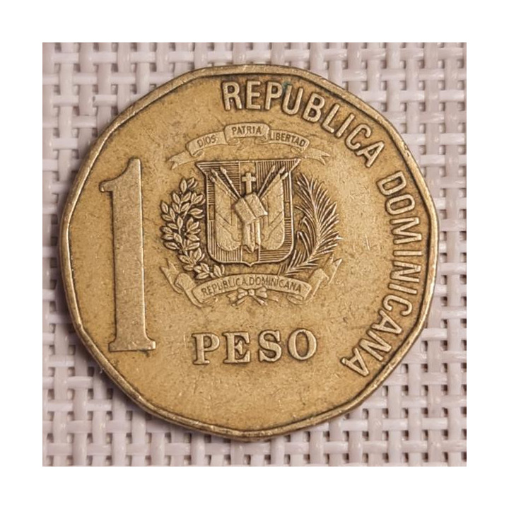 Dominican Republic 1 Peso 2005 KM-80.1 VF