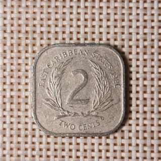 Eastern Caribbean 2 Cents 1986 KM-11 VF