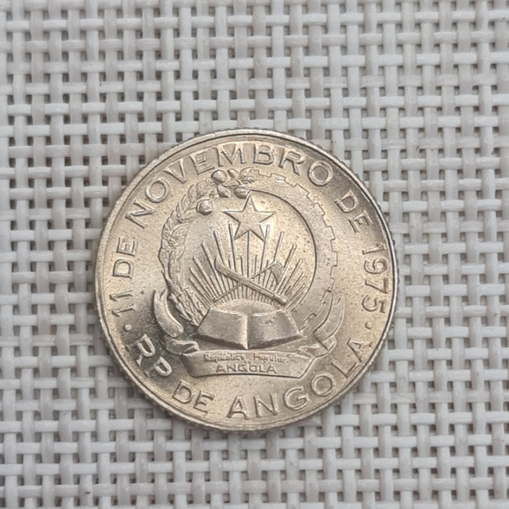 Angola 1 Kwanza ND (1977) KM-83 AU