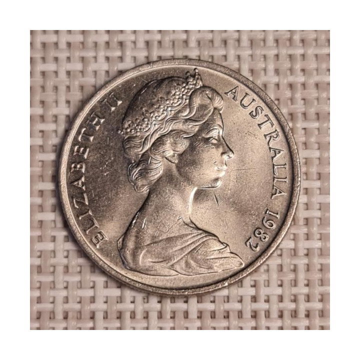 Australia 10 Cents 1982 KM-65 VF
