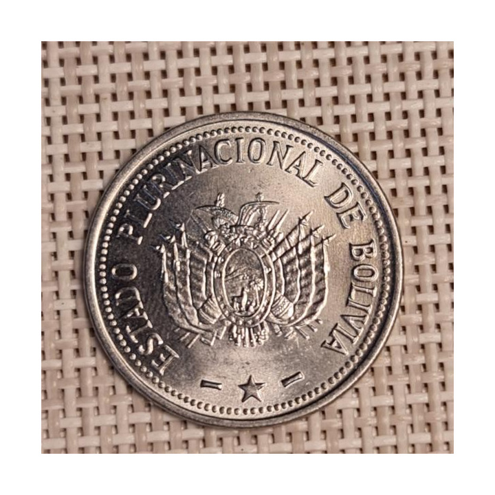Bolivia 50 Centavos 2010 KM-216 VF