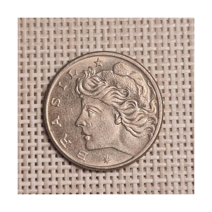 Brazil 10 Centavos 1967 KM-578 VF