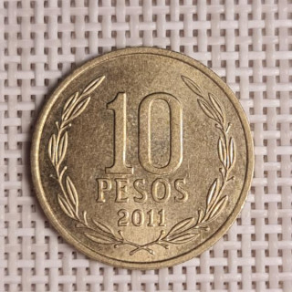Chile 10 Pesos 2011 KM-228 VF