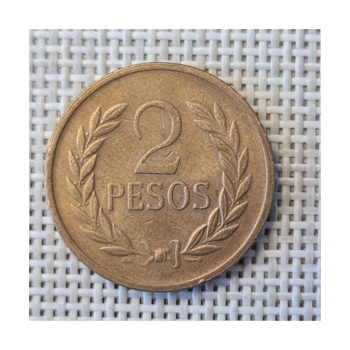 Colombia 2 Pesos 1977 KM-263 VF