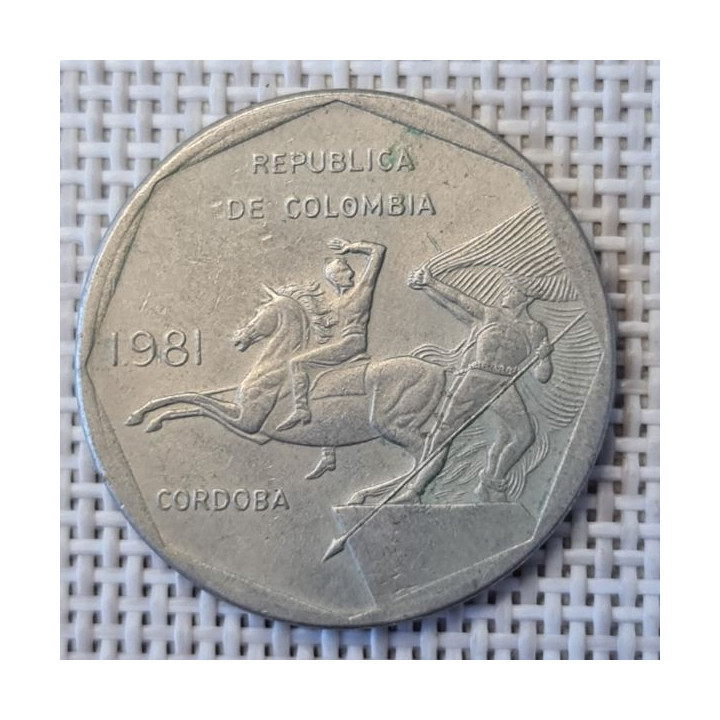 Colombia 10 Pesos 1981 KM-270 VF